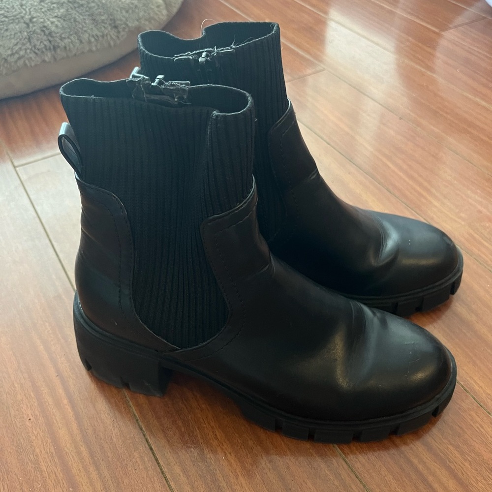 American Eagle Zip Up Boots